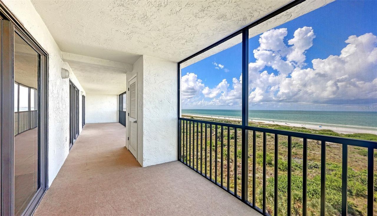 420 Beach Road, Unit 706, Sarasota, FL 34242 Photo