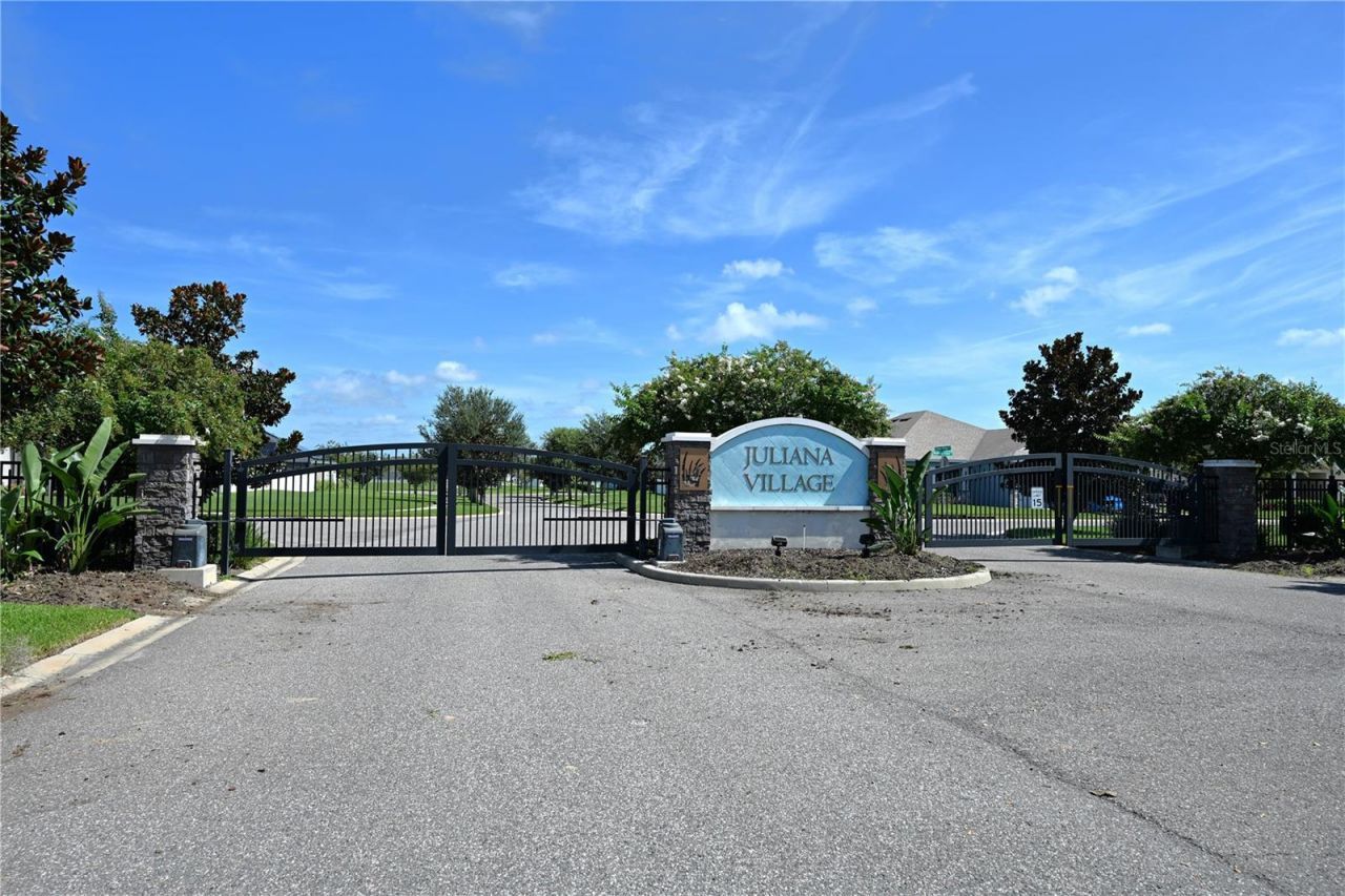 299 Travelers Creek Drive, Auburndale, FL 33823 Photo