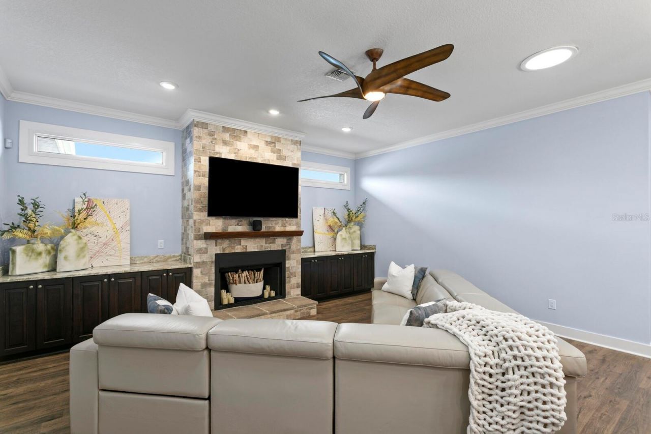 704 Eagle Lane, Apollo Beach, FL 33572 Photo