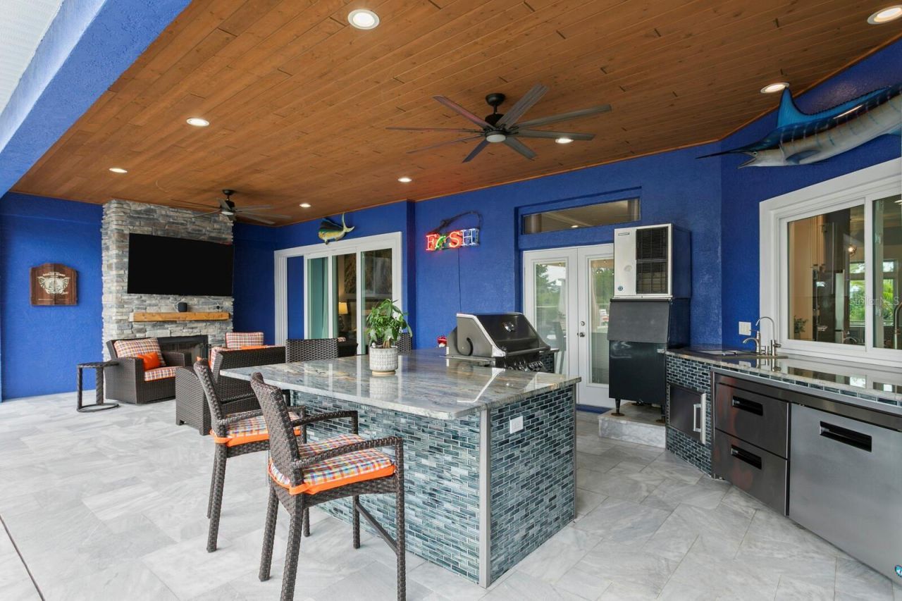 704 Eagle Lane, Apollo Beach, FL 33572 Photo