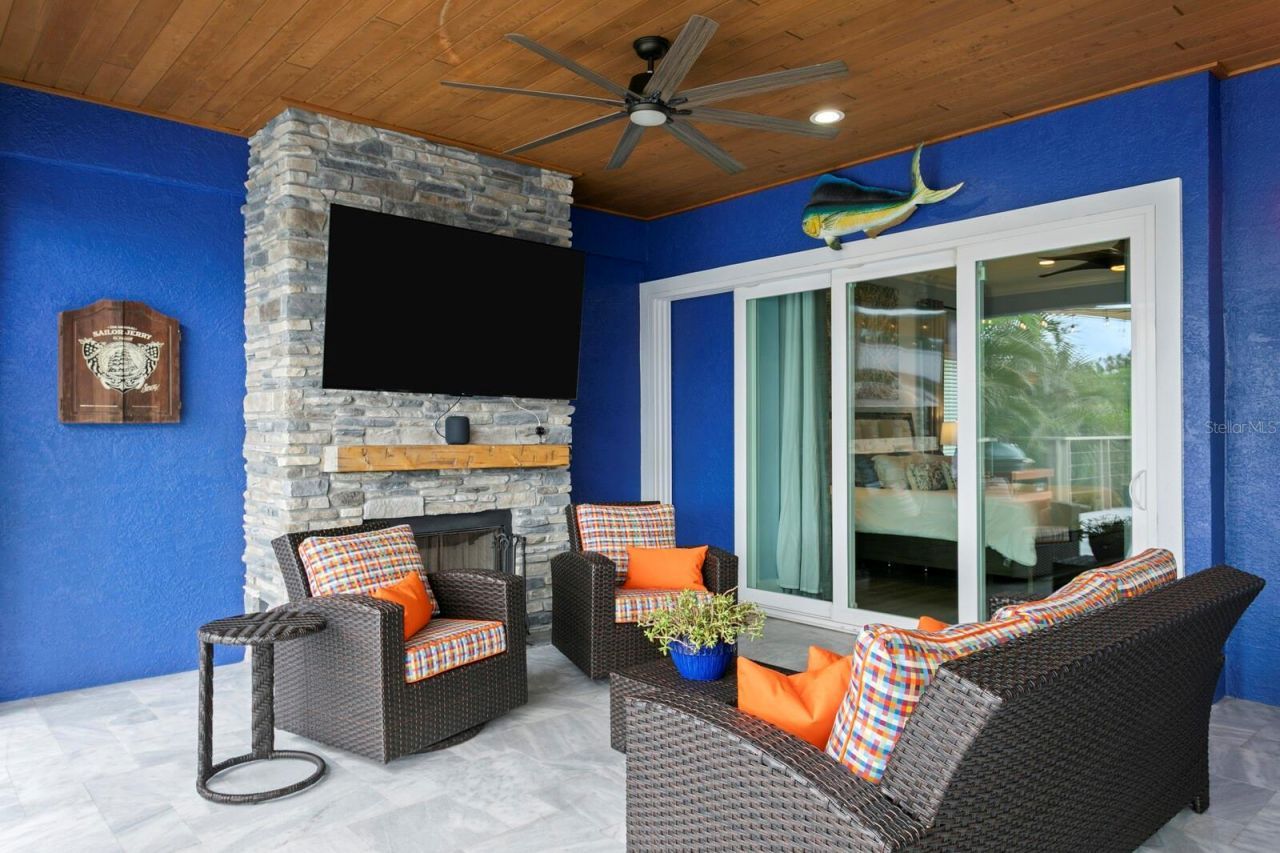 704 Eagle Lane, Apollo Beach, FL 33572 Photo