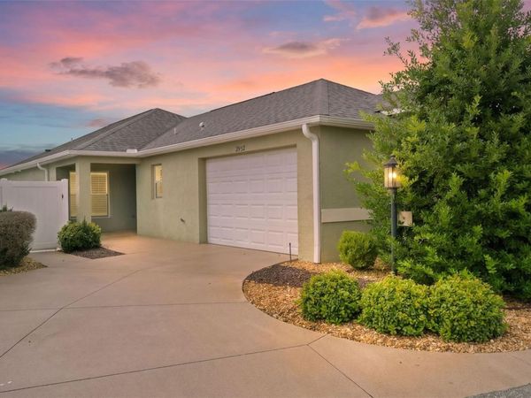 2952 KRAMER COURT , THE VILLAGES, FL 32163