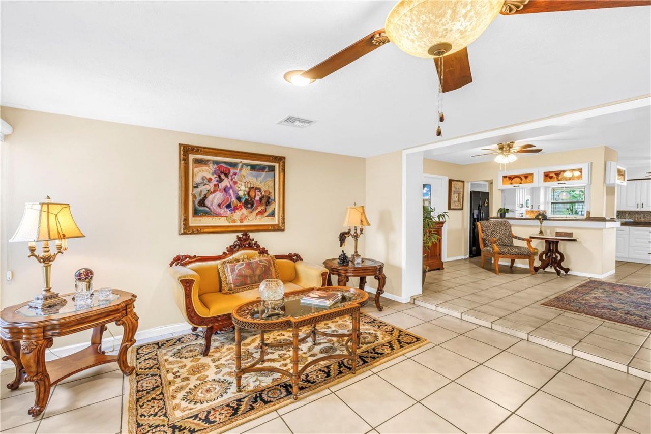 7999 Ridge Road , Seminole, FL 33772 Photo