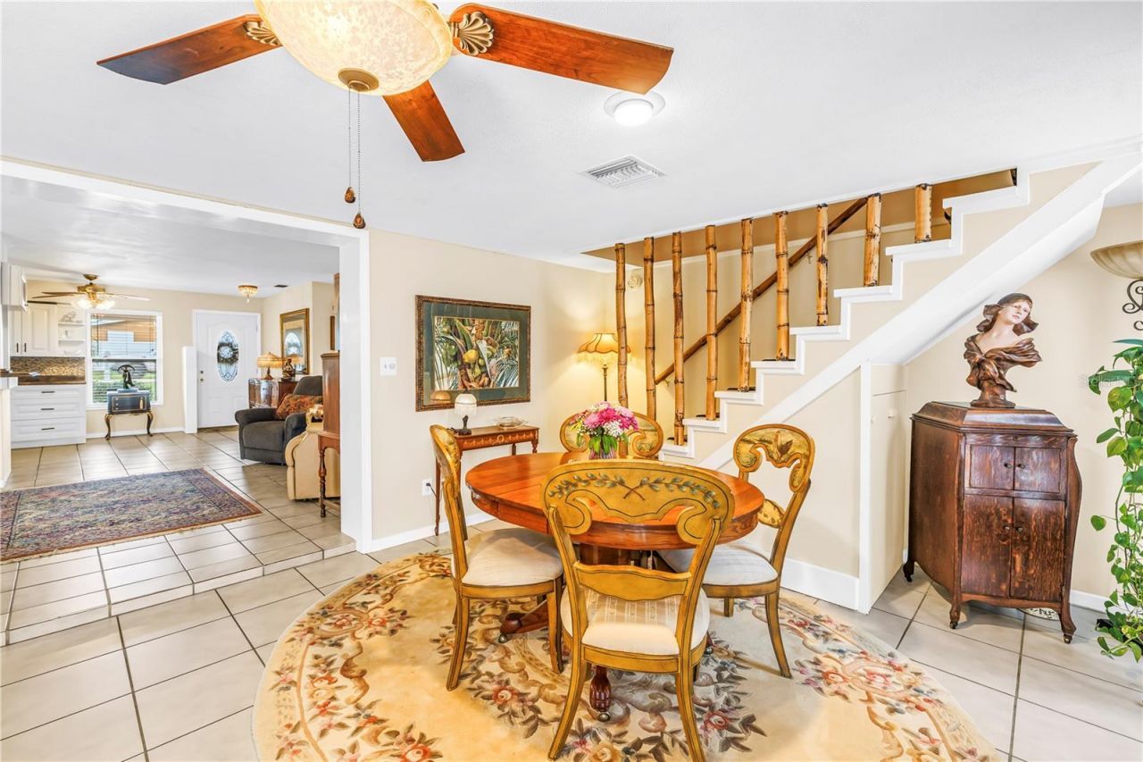 7999 Ridge Road , Seminole, FL 33772 Photo
