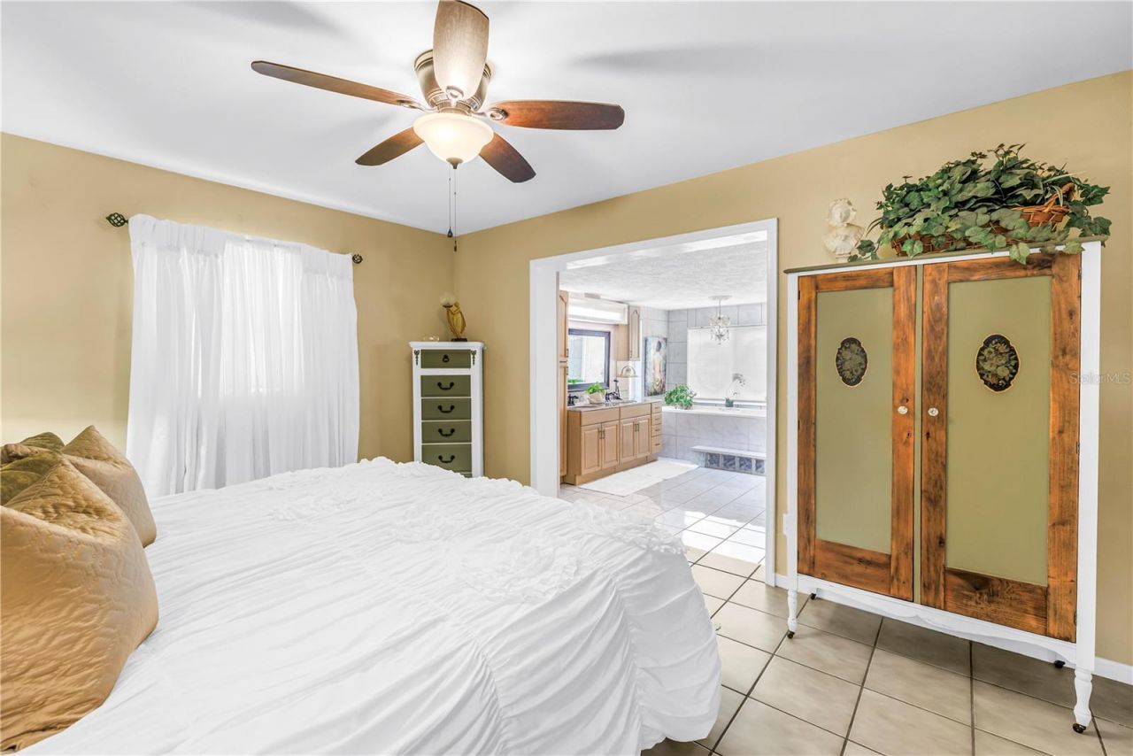 7999 Ridge Road , Seminole, FL 33772 Photo