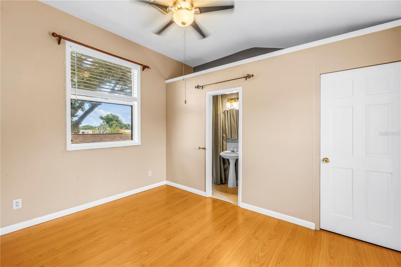 7999 Ridge Road , Seminole, FL 33772 Photo