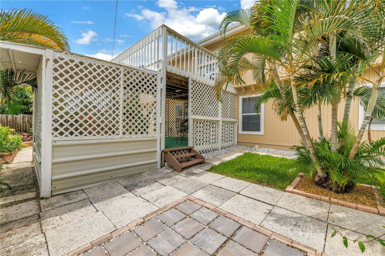 7999 Ridge Road , Seminole, FL 33772 Photo