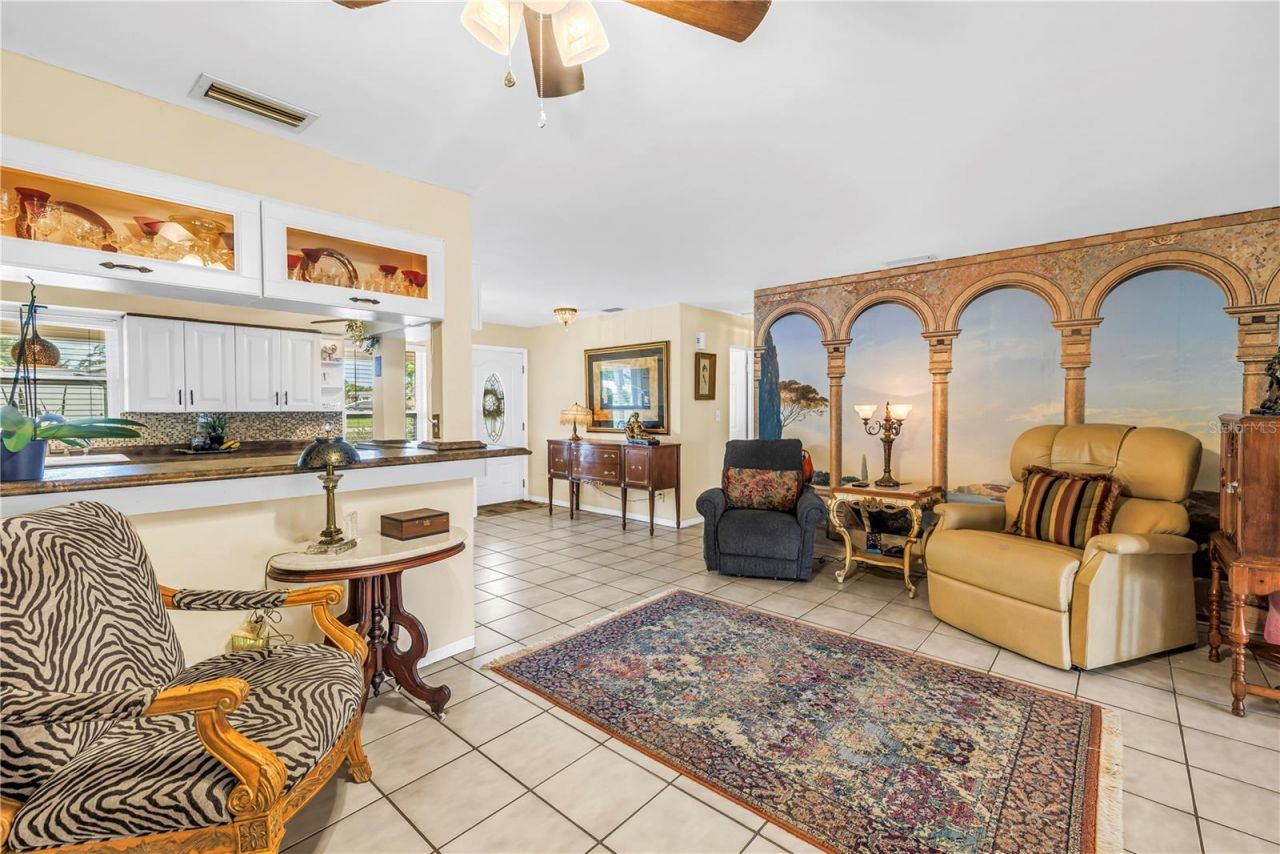 7999 Ridge Road , Seminole, FL 33772 Photo