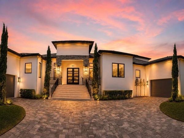 5021 W HOMER AVENUE, TAMPA, FL 33629