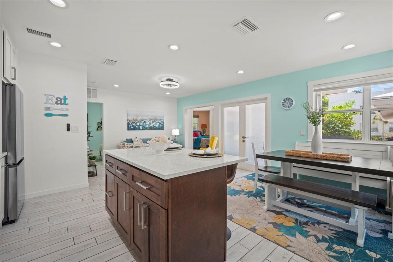 1841 Laurel Street, Sarasota, FL 34236 Photo
