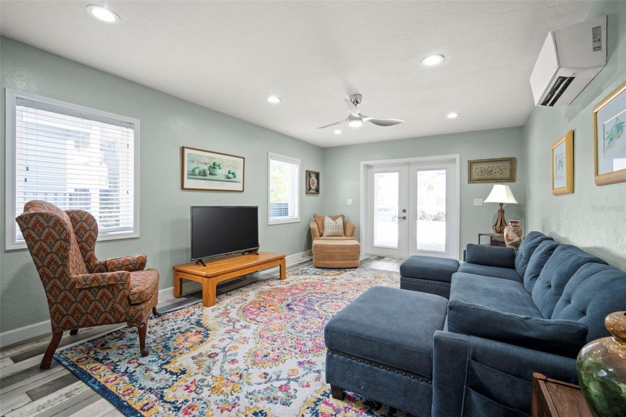 1841 Laurel Street, Sarasota, FL 34236 Photo