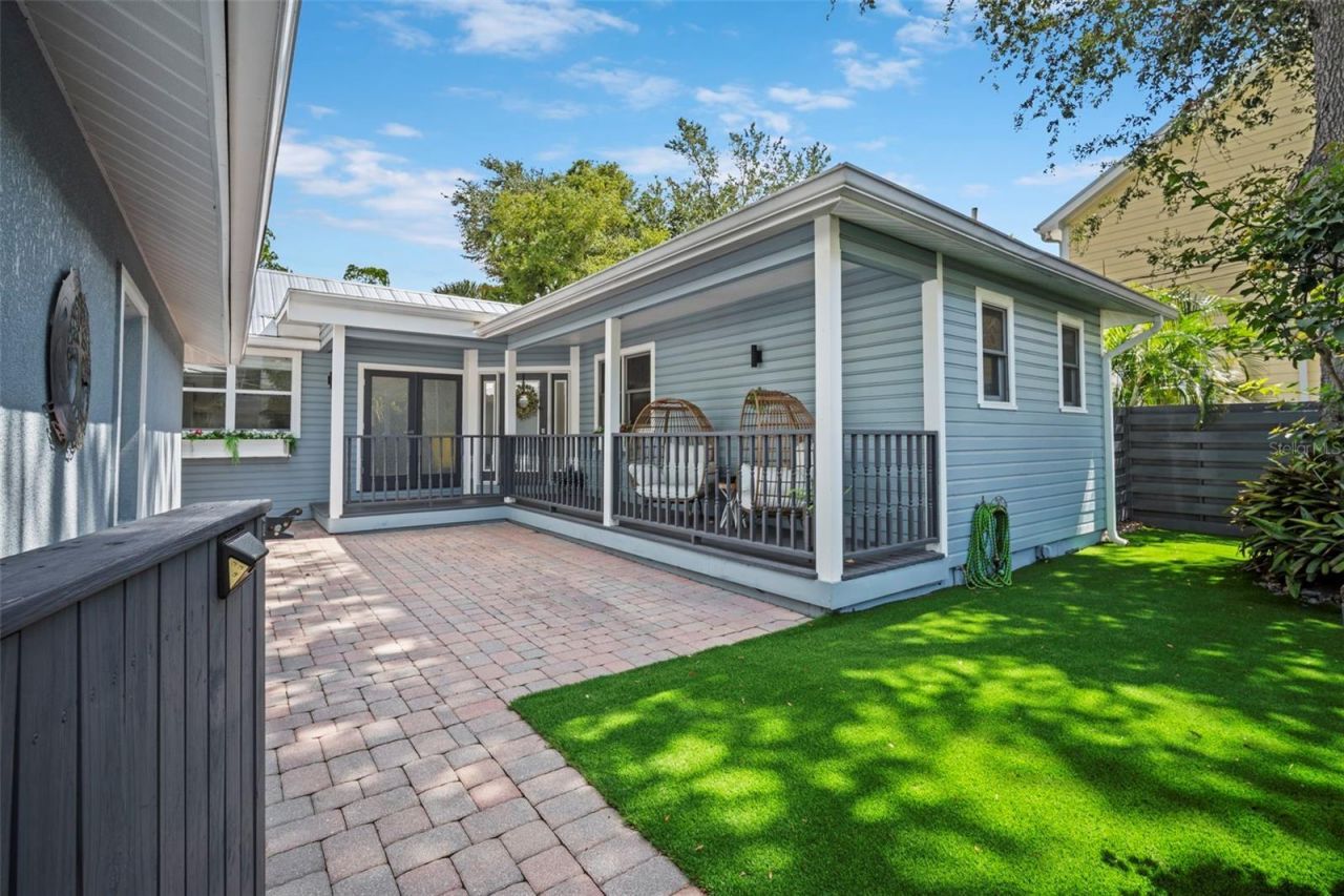 1841 Laurel Street, Sarasota, FL 34236 Photo