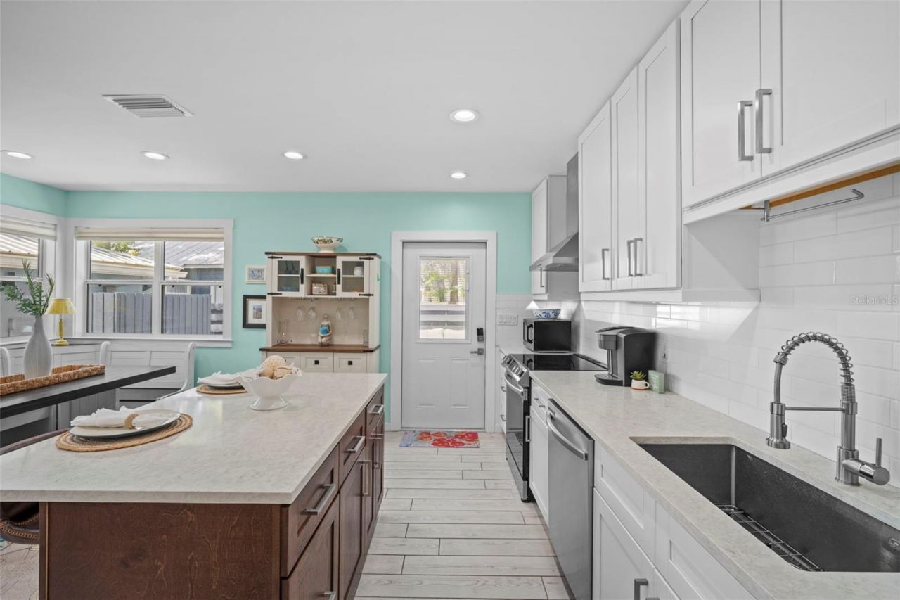 1841 Laurel Street, Sarasota, FL 34236 Photo
