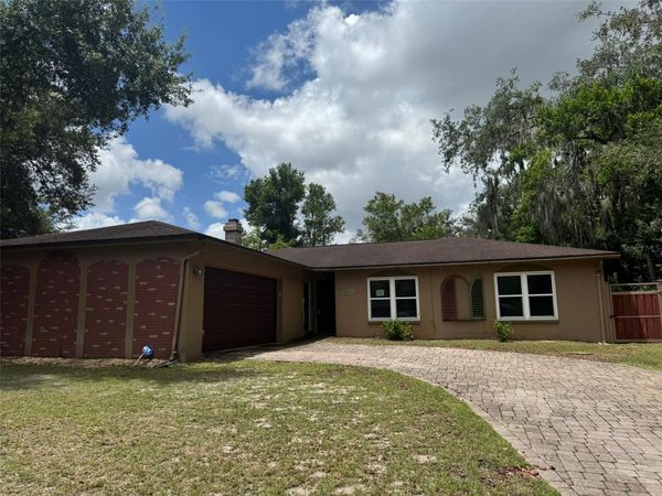 10916 N 19TH STREET , TAMPA, FL 33612