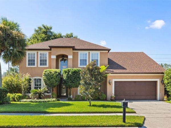 393 LAKE AMBERLEIGH DRIVE, WINTER GARDEN, FL 34787