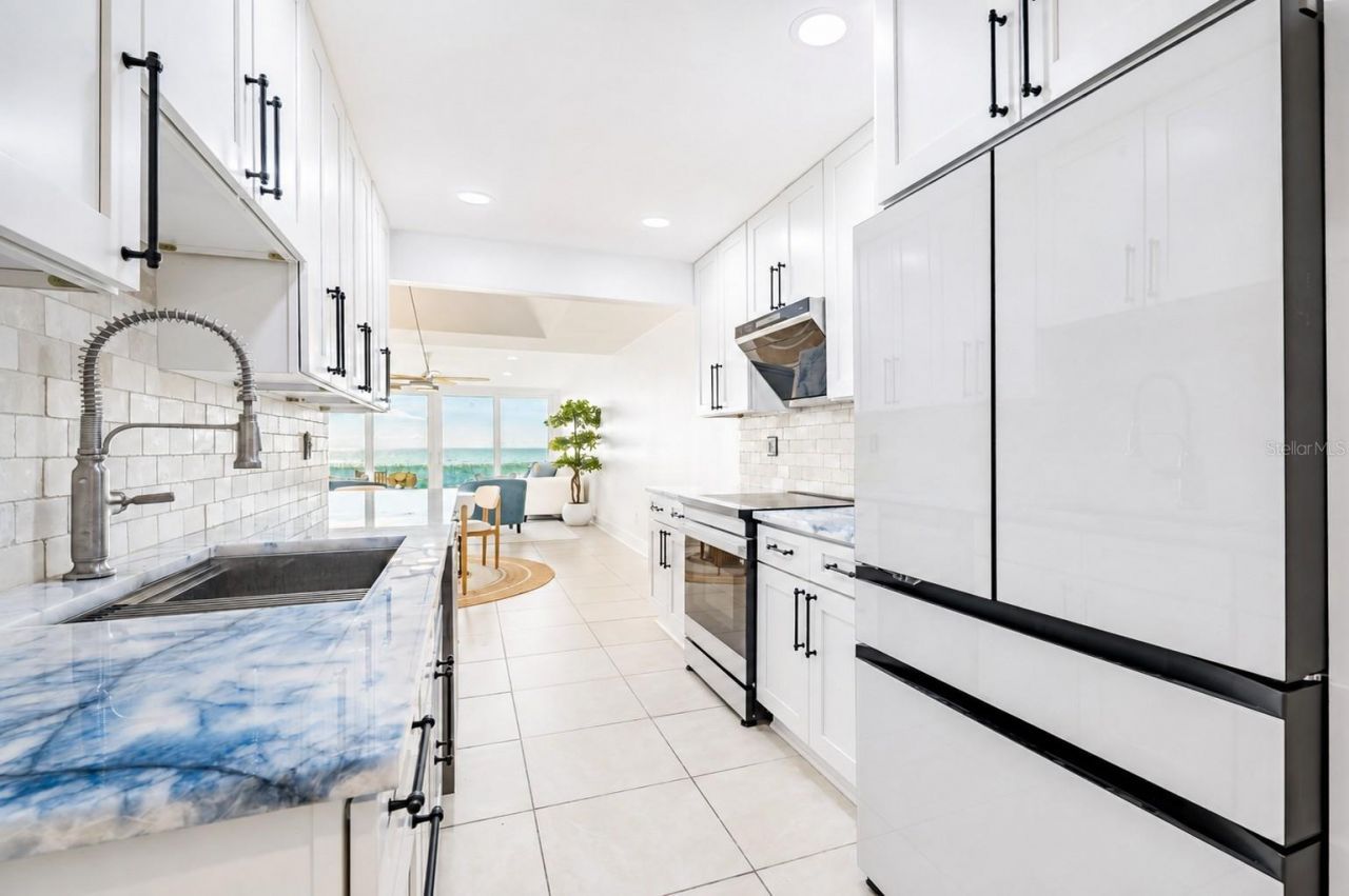 2900 Gulf Boulevard, Unit 108, Belleair Beach, FL 33786 Photo