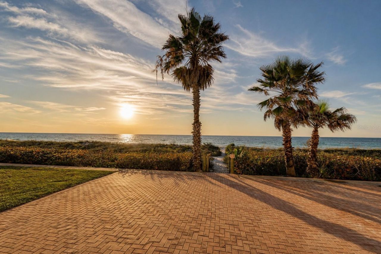 2900 Gulf Boulevard, Unit 108, Belleair Beach, FL 33786 Photo