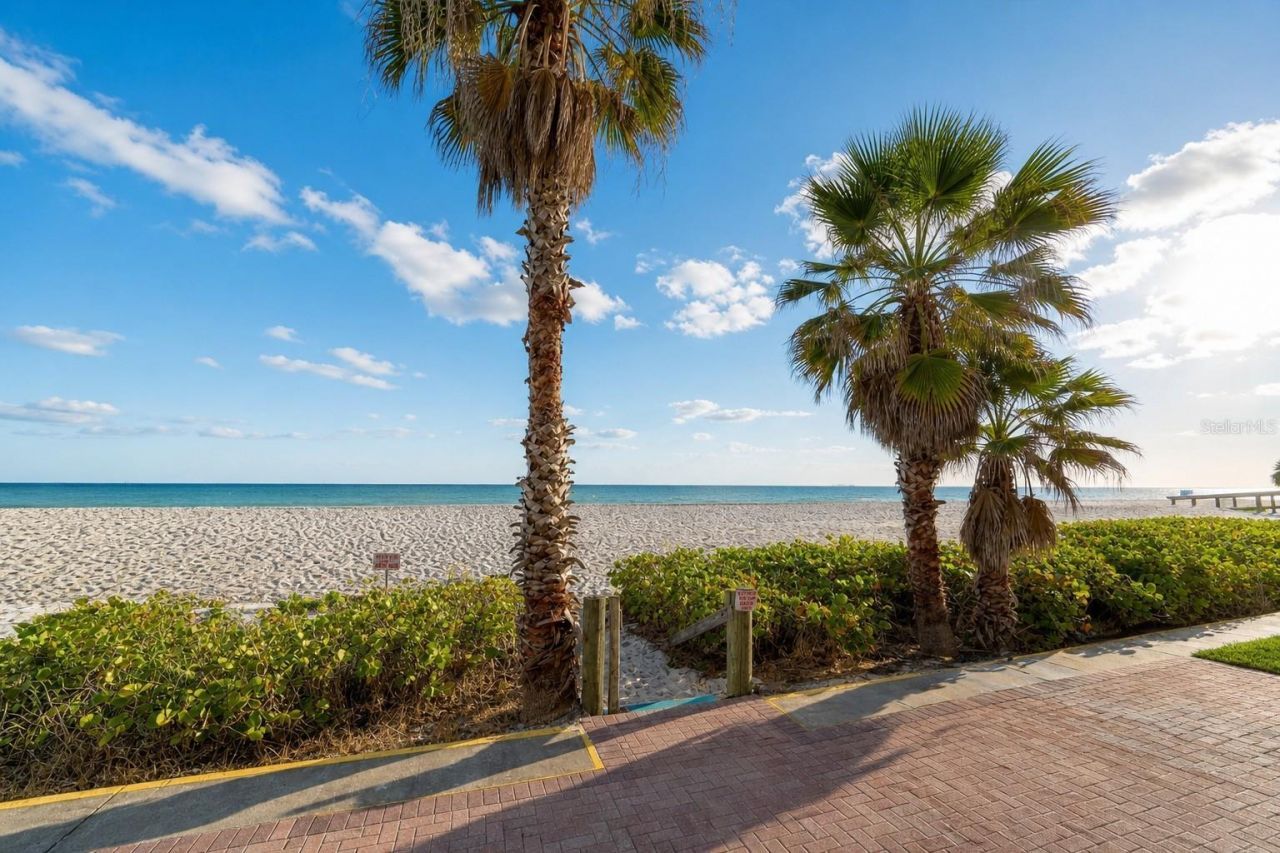 2900 Gulf Boulevard, Unit 108, Belleair Beach, FL 33786 Photo