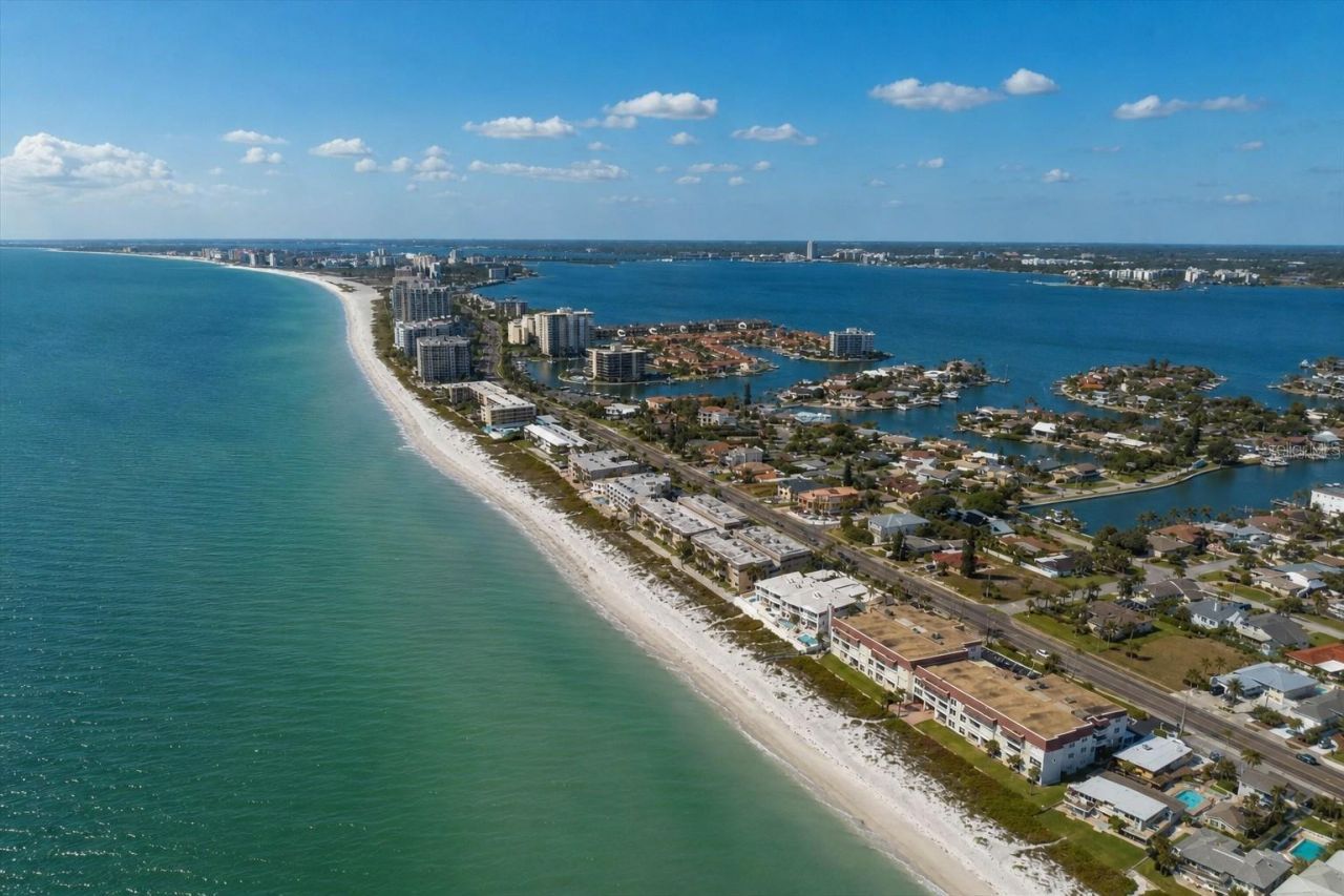 2900 Gulf Boulevard, Unit 108, Belleair Beach, FL 33786 Photo