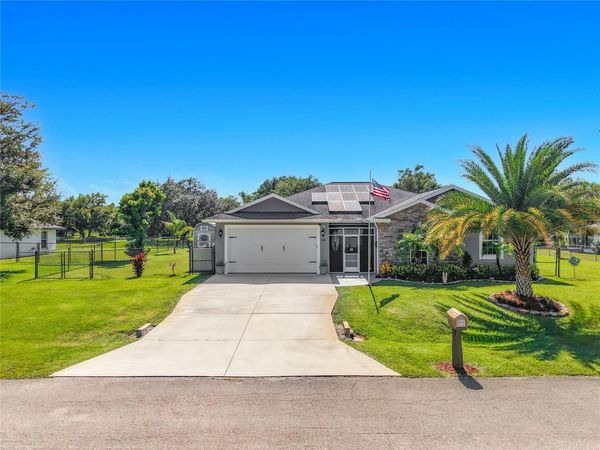 108 OAK KNOLLS CIRCLE , SEBRING, FL 33876