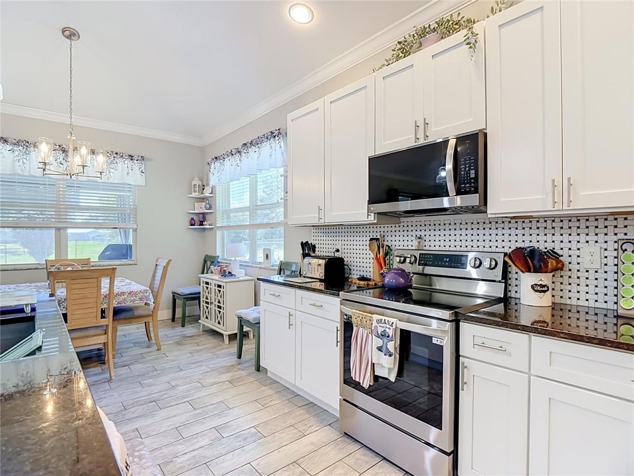 108 Oak Knolls Circle , Sebring, FL 33876 Photo