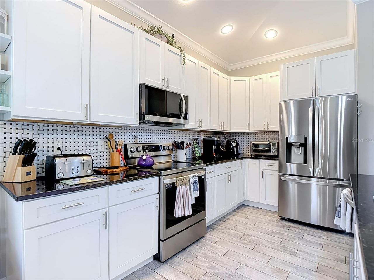 108 Oak Knolls Circle , Sebring, FL 33876 Photo
