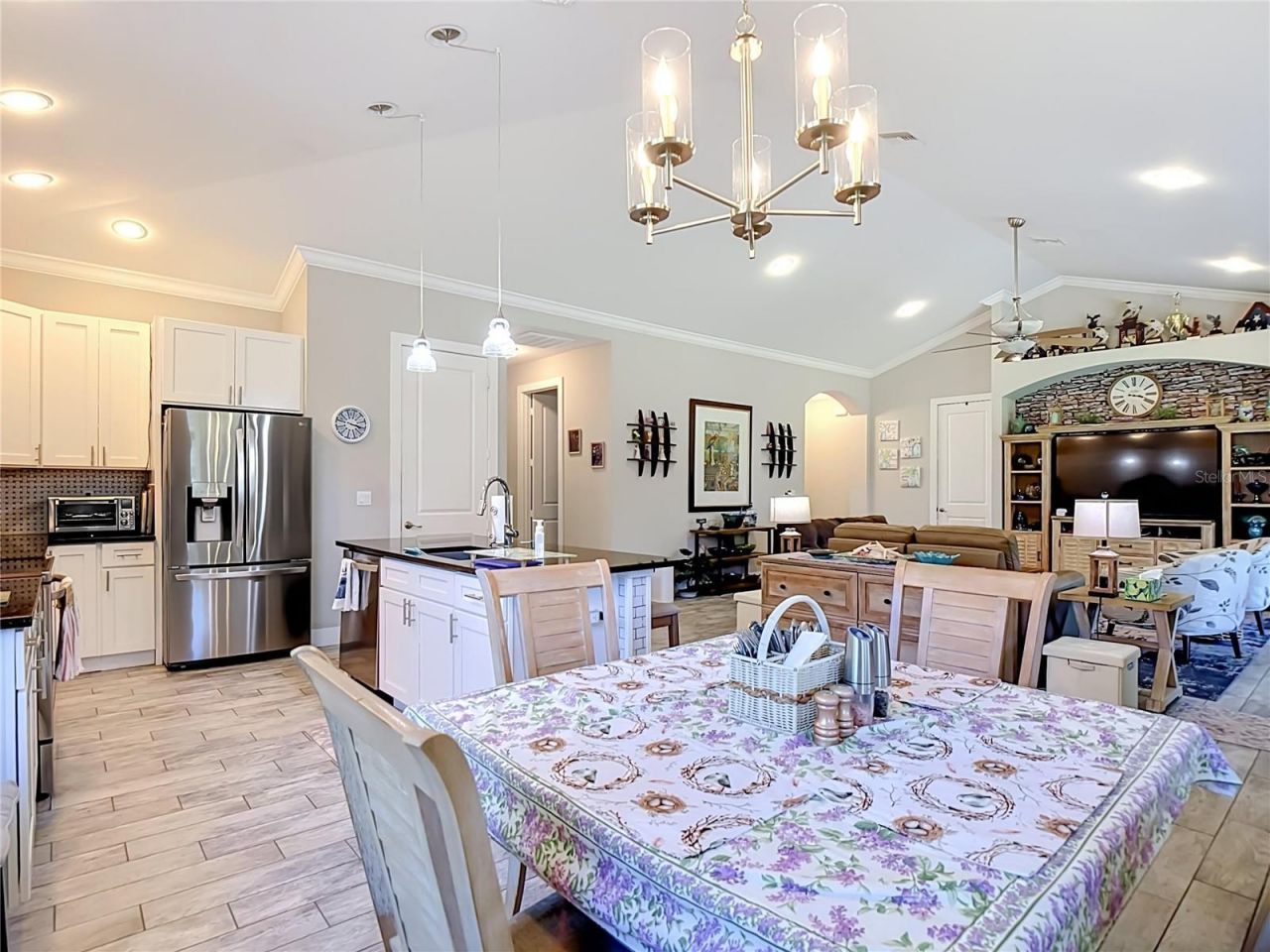 108 Oak Knolls Circle , Sebring, FL 33876 Photo