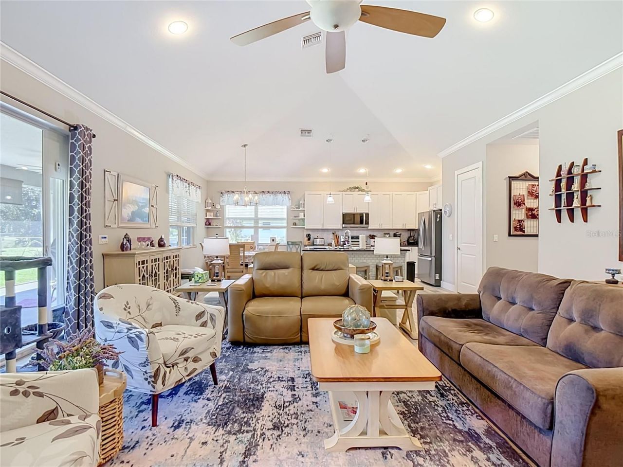 108 Oak Knolls Circle , Sebring, FL 33876 Photo