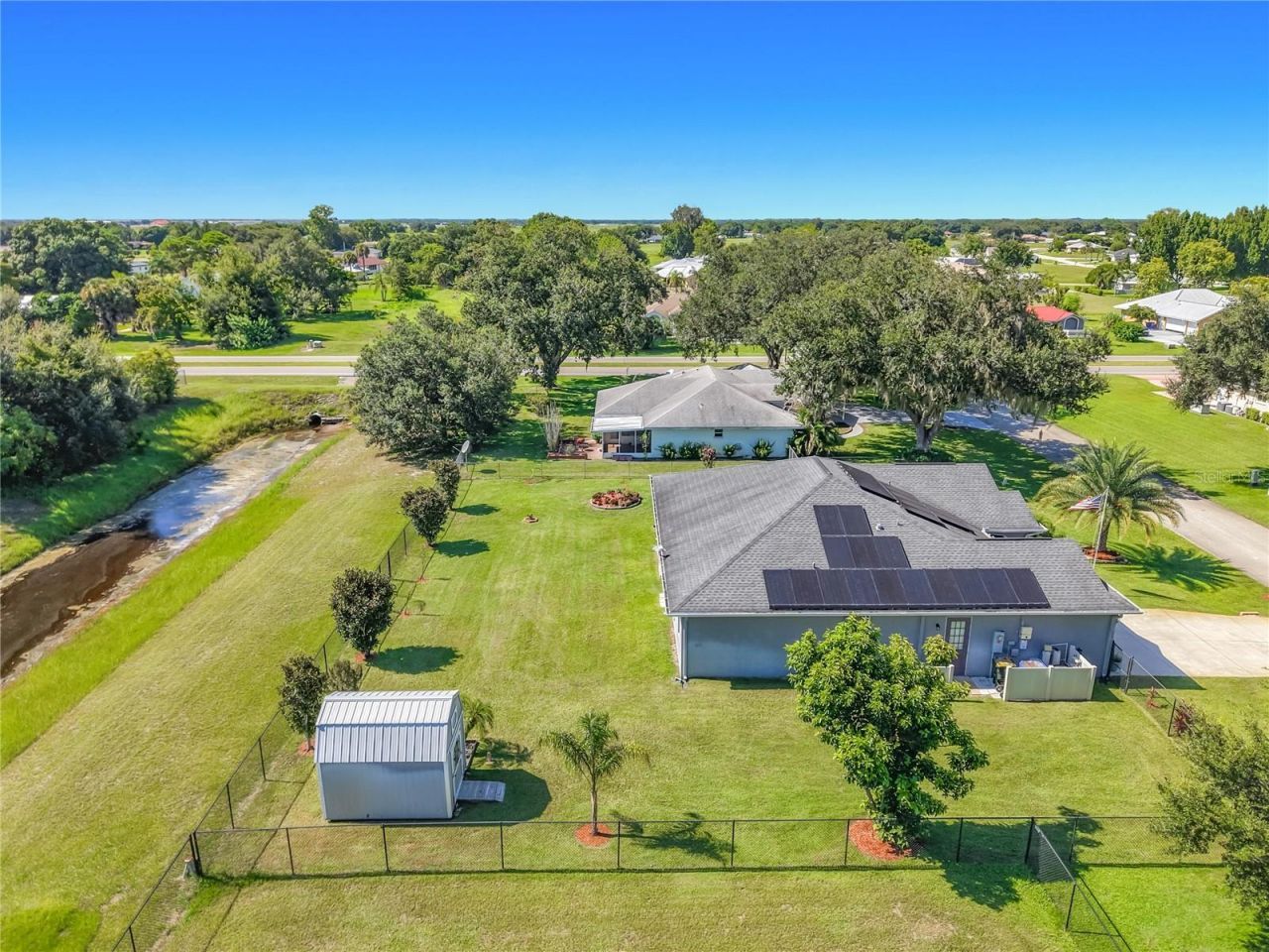 108 Oak Knolls Circle , Sebring, FL 33876 Photo