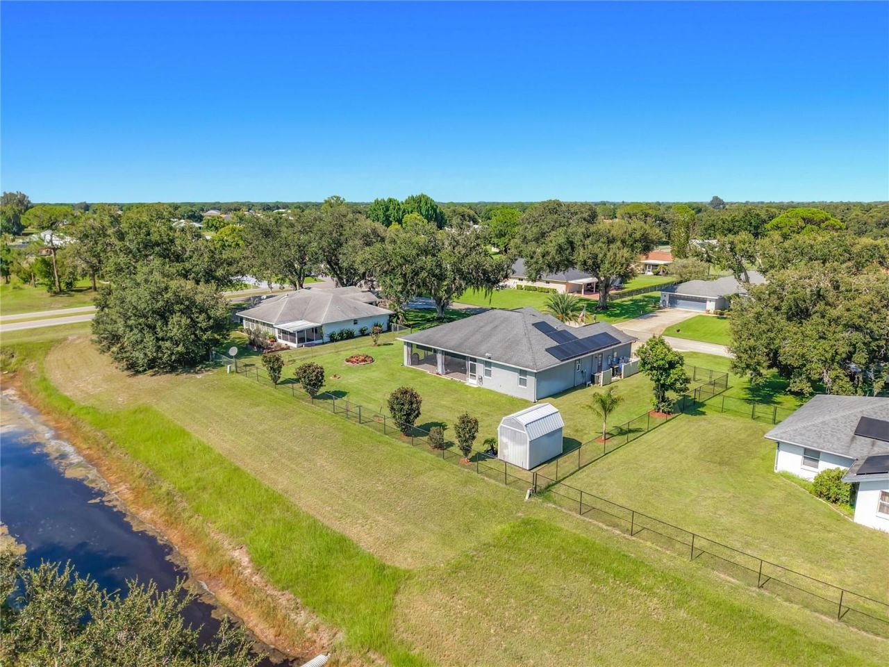 108 Oak Knolls Circle , Sebring, FL 33876 Photo