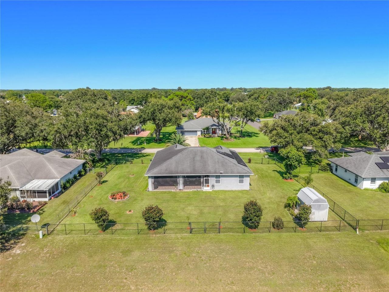 108 Oak Knolls Circle , Sebring, FL 33876 Photo
