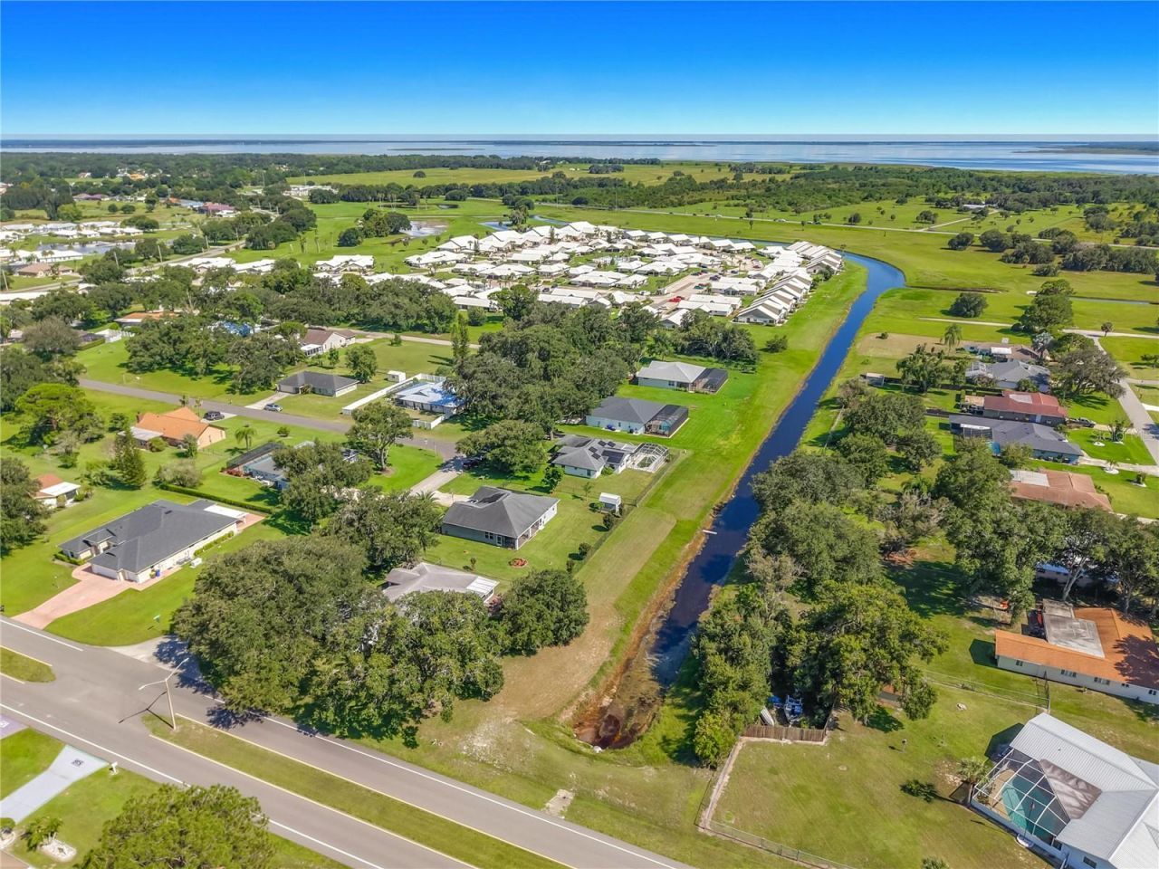 108 Oak Knolls Circle , Sebring, FL 33876 Photo