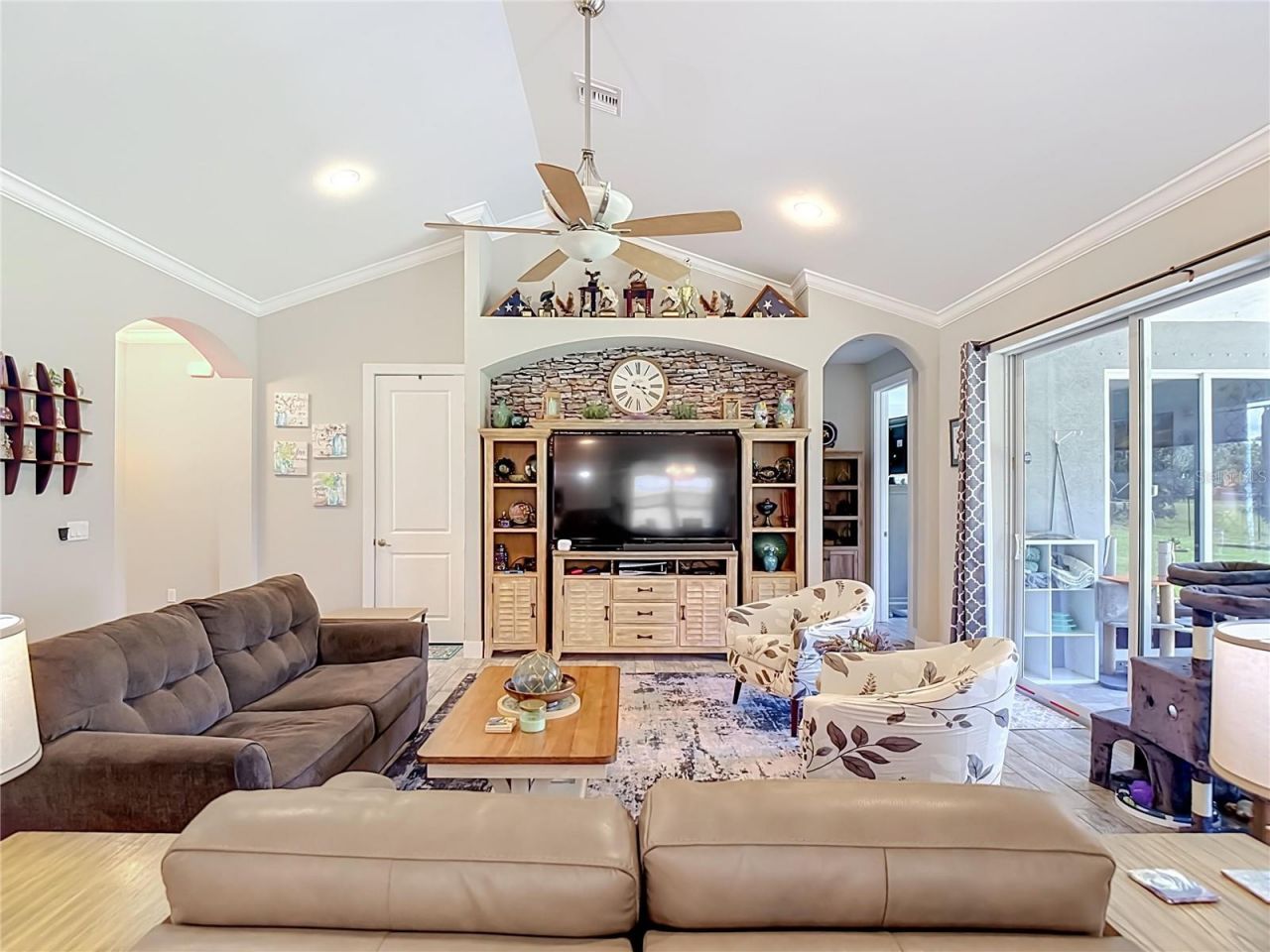 108 Oak Knolls Circle , Sebring, FL 33876 Photo