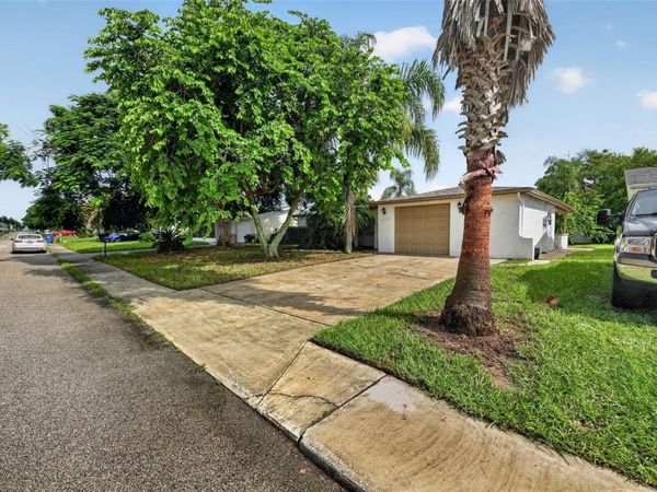 5612 MOCKINGBIRD DRIVE , NEW PORT RICHEY, FL 34652