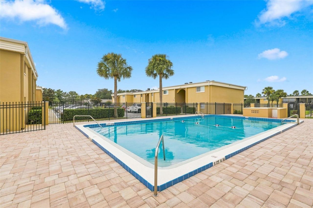 1000 Lake Of The Woods Boulevard , Unit B202, Fern Park, FL 32730 Photo