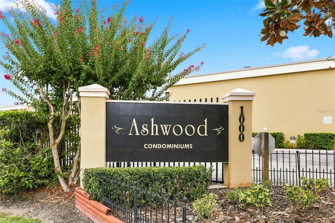 1000 Lake Of The Woods Boulevard , Unit B202, Fern Park, FL 32730 Photo