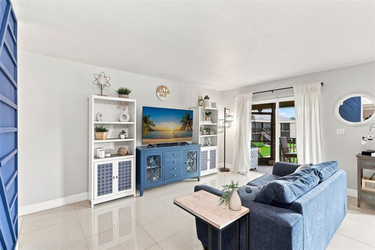 1000 Lake Of The Woods Boulevard , Unit B202, Fern Park, FL 32730 Photo