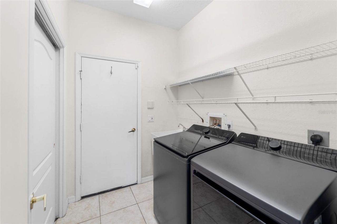 8717 Monterey Bay Loop, Bradenton, FL 34212 Photo