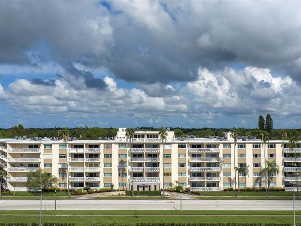 1200 N SHORE DRIVE NE, Unit 208, ST PETERSBURG, FL 33701