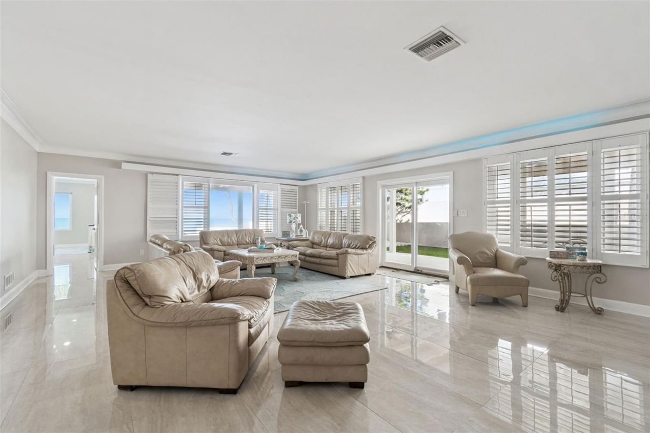 1520 Gulf Boulevard, Belleair Beach, FL 33786 Photo