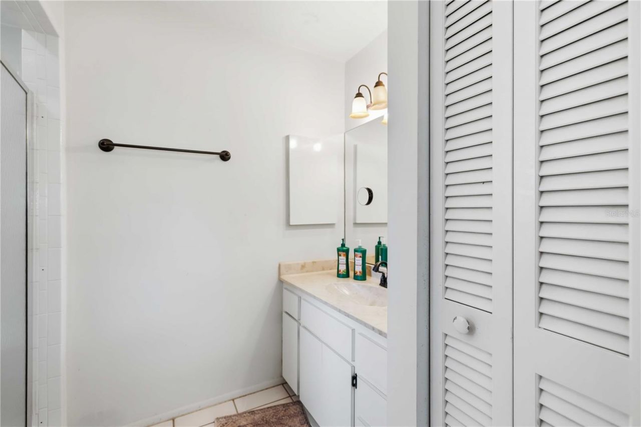 9034 Midnight Pass Road, Unit 6, Sarasota, FL 34242 Photo