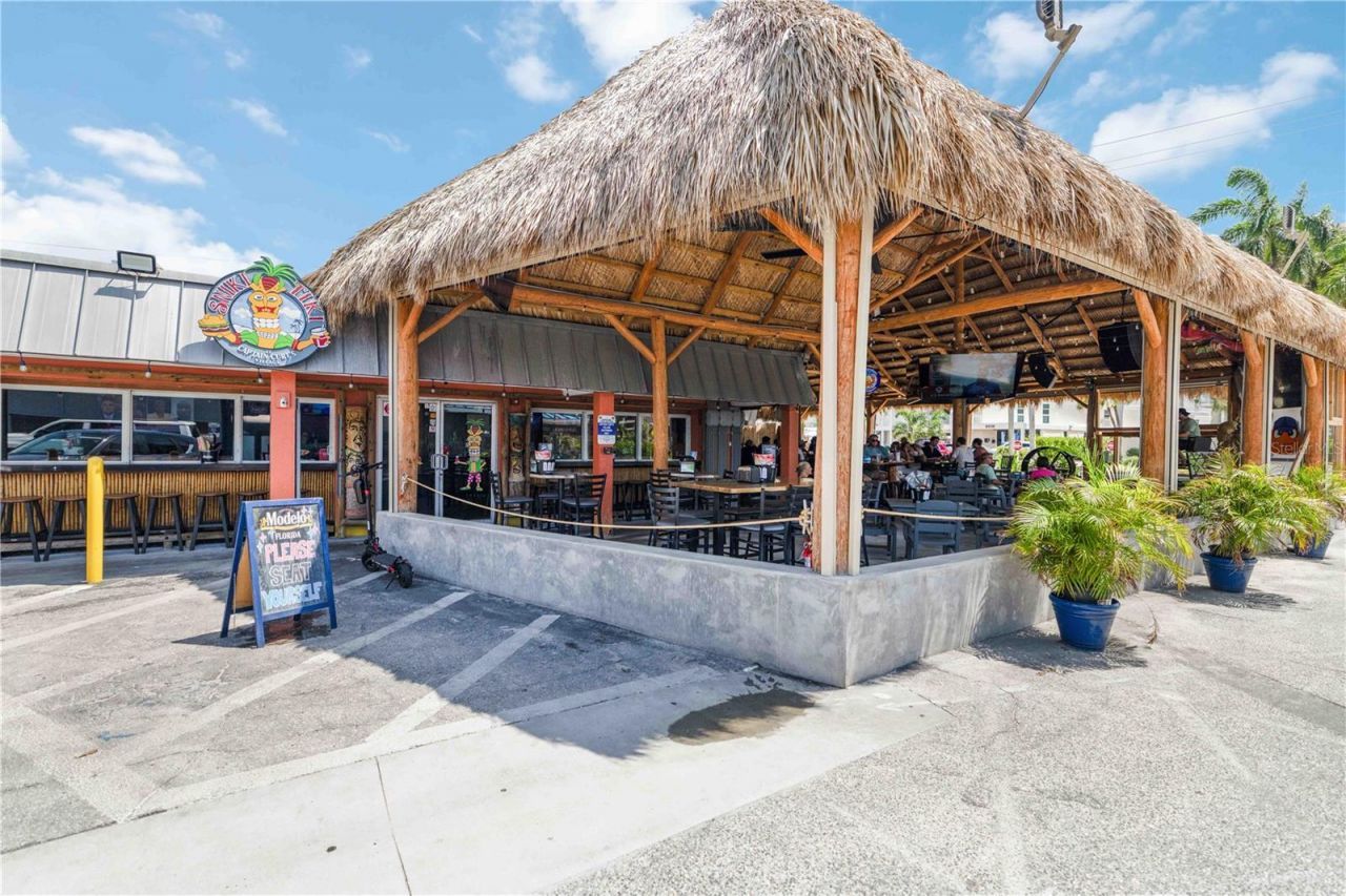 9034 Midnight Pass Road, Unit 6, Sarasota, FL 34242 Photo