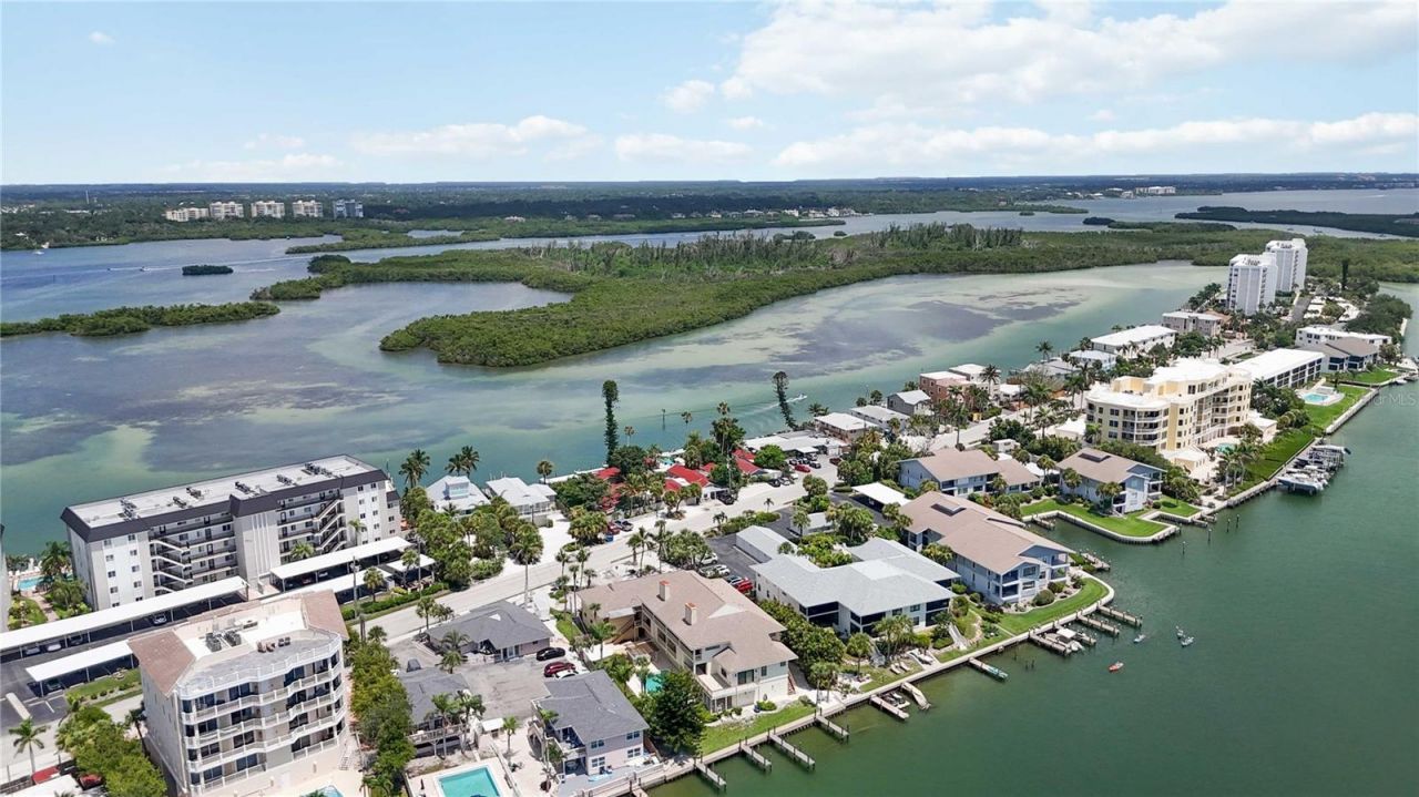 9034 Midnight Pass Road, Unit 6, Sarasota, FL 34242 Photo