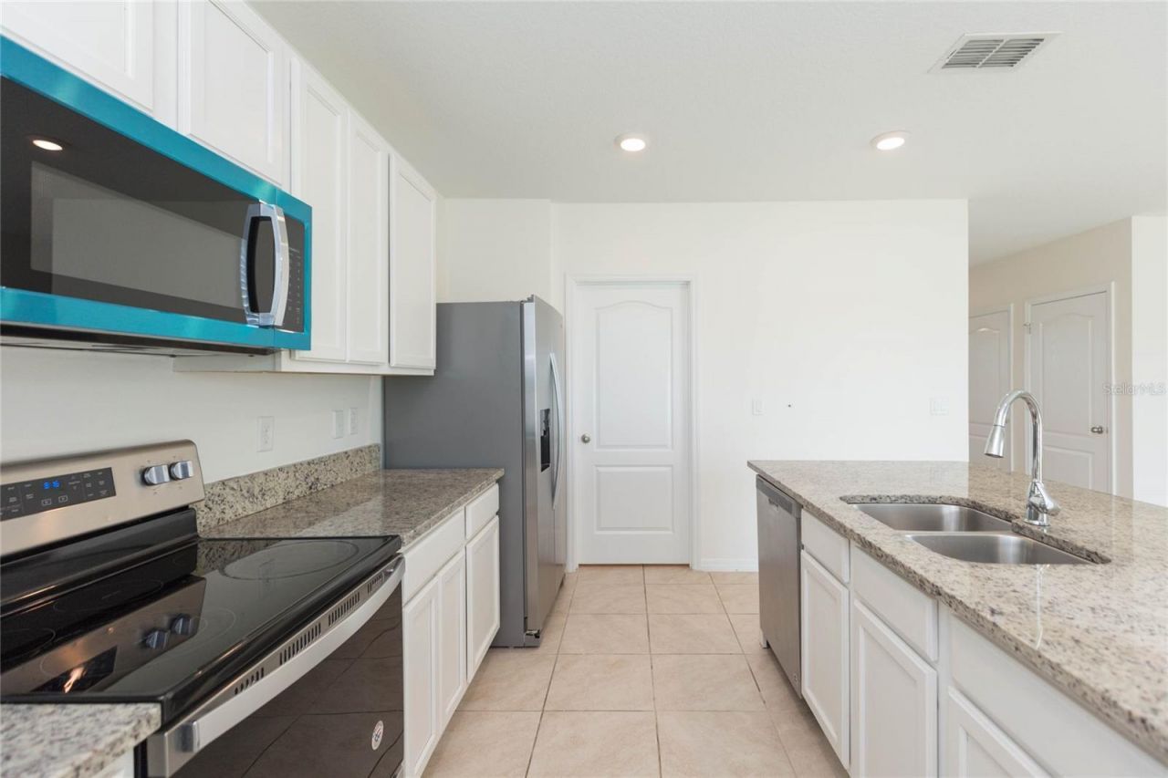 478 Autumn Stream Drive, Auburndale, FL 33823 Photo
