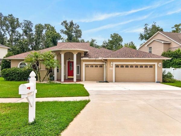 2007 RIVER CROSSING DRIVE , VALRICO, FL 33596