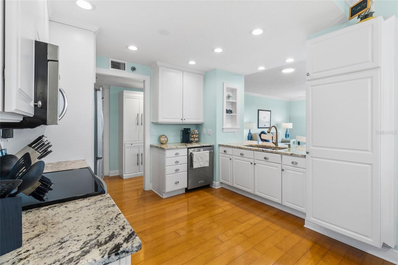 7974 Sailboat Key Boulevard S, Unit 408, South Pasadena, FL 33707 Photo