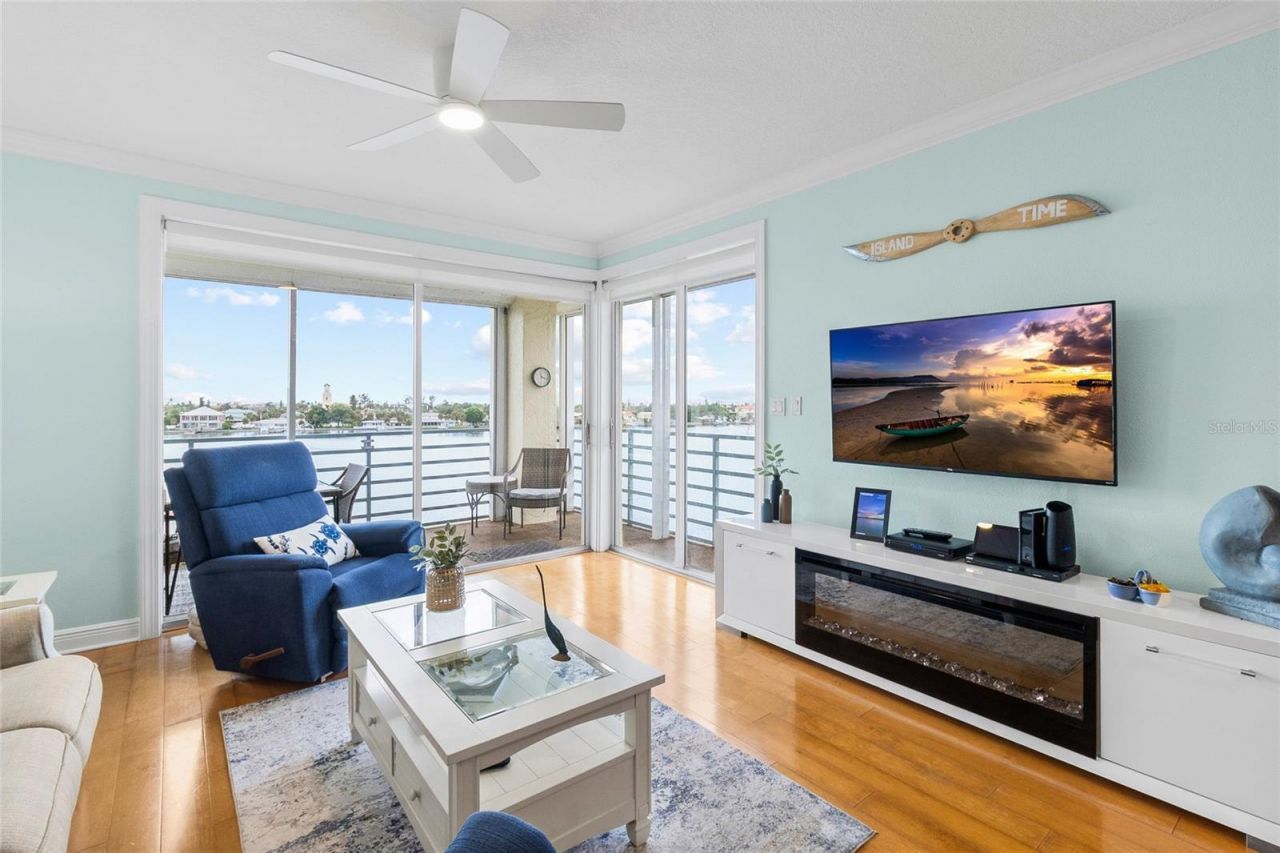7974 Sailboat Key Boulevard S, Unit 408, South Pasadena, FL 33707 Photo