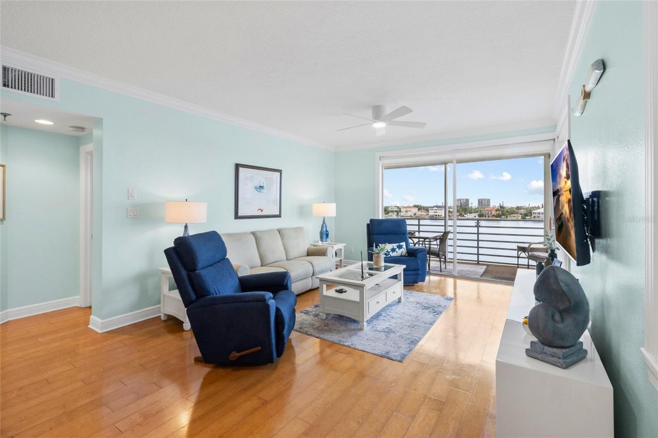 7974 Sailboat Key Boulevard S, Unit 408, South Pasadena, FL 33707 Photo