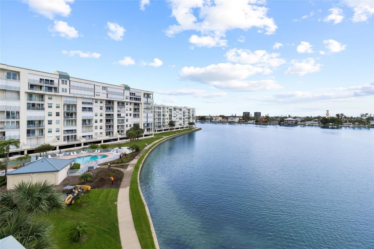 7974 Sailboat Key Boulevard S, Unit 408, South Pasadena, FL 33707 Photo