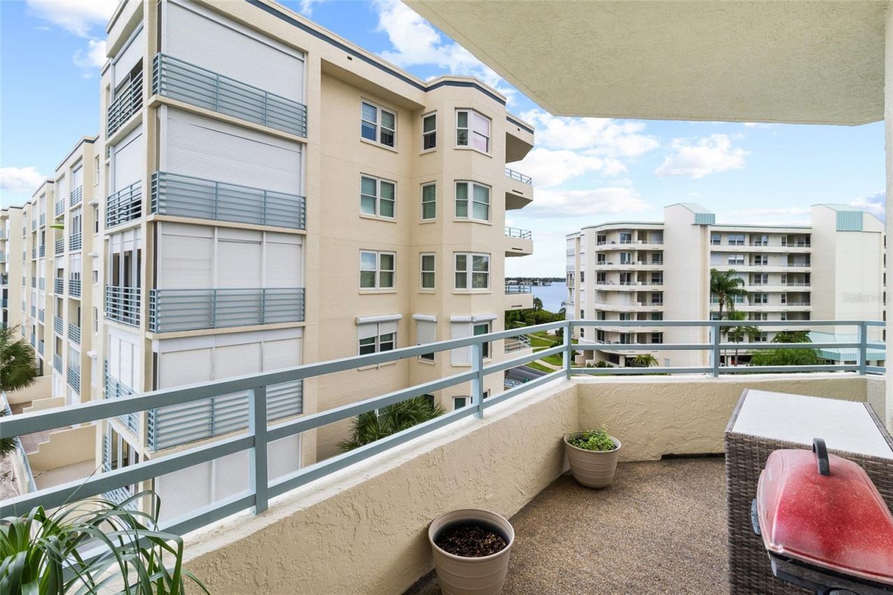 7974 Sailboat Key Boulevard S, Unit 408, South Pasadena, FL 33707 Photo